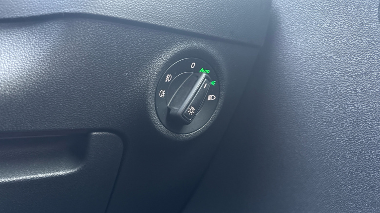 Skoda Karoq 1.5 TSI Sport Line 5dr DSG Petrol Estate